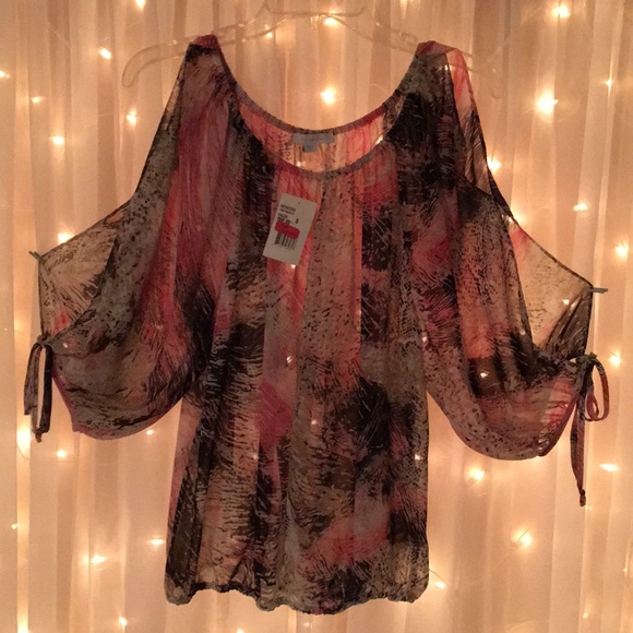 Pink Machete Harlow Zee Sheer Cold Shoulder Top(S) - Picture 1 of 1